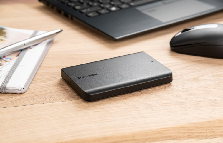Toshiba Canvio Basics 1TB Portable Hard Drive – Everyday High-Speed File Storage, Compact Travel-Ready Backup & Reliable USB Performance