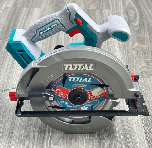 Total TSLI18511 Lithium-Ion Circular Saw – Cordless High-Accuracy Cutting Tool for Woodworking, Fast Material Sizing & Mobile Project Work